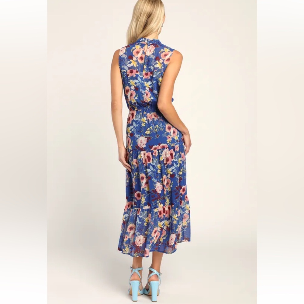 In My Dreams Blue Floral Print Midi
Dress - Picture 4 of 4